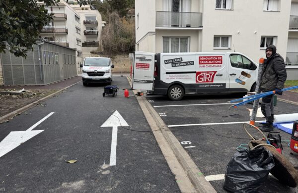 chemisage réseau d'assainissement résidence
